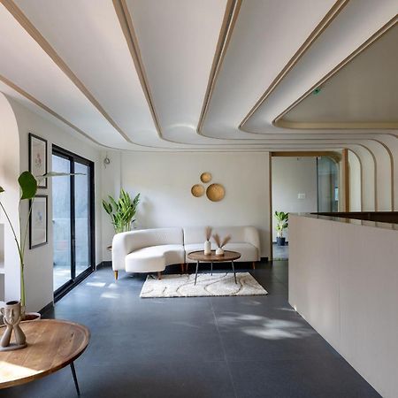 Saavi Suites Daman Exterior photo