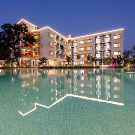 Saavi Suites Daman Exterior photo