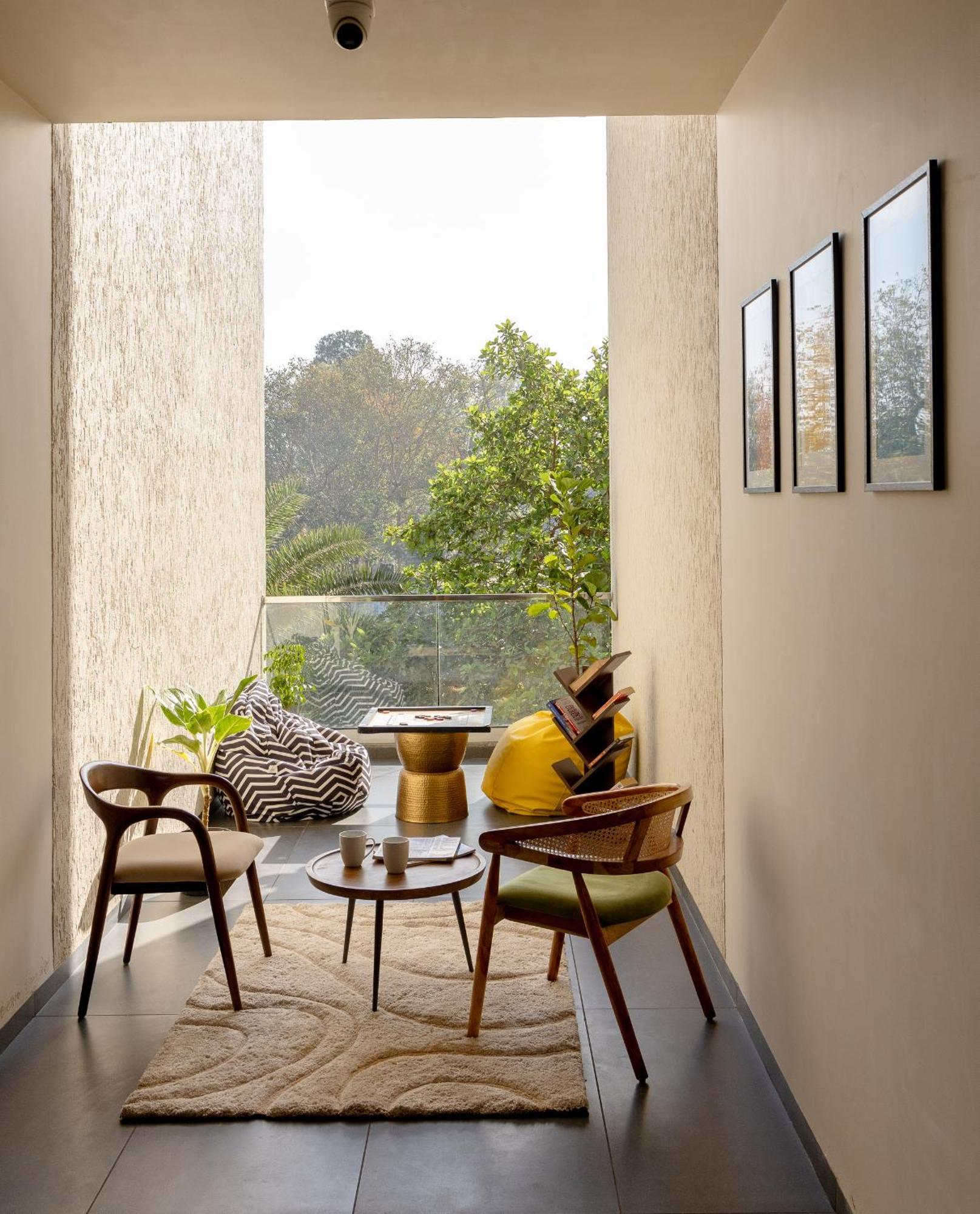 Saavi Suites Daman Exterior photo